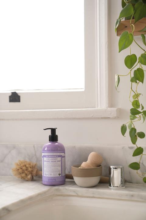 Actual product image Dr. Bronner's sugar soap (Liquid soap, 355 ml)
