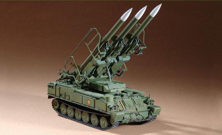 Actual product image Trumpeter Russian SAM-6 anti-aircraft missile