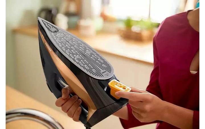 Produktbild Philips DST7040/81 (2400 W, 250 g/min)