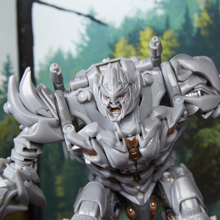 Productafbeelding Hasbro Transformers Studio Voyager