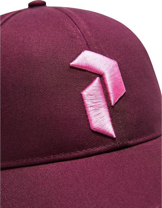 Actual product image Peak Performance Retro Cap (One size)