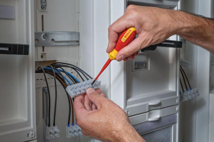 Produktbild Bosch Professional VDE-Schraubendreher-Set (Torx (TX), Pozidriv-Kreuzschlitz (PZ), Schlitzschrauben)