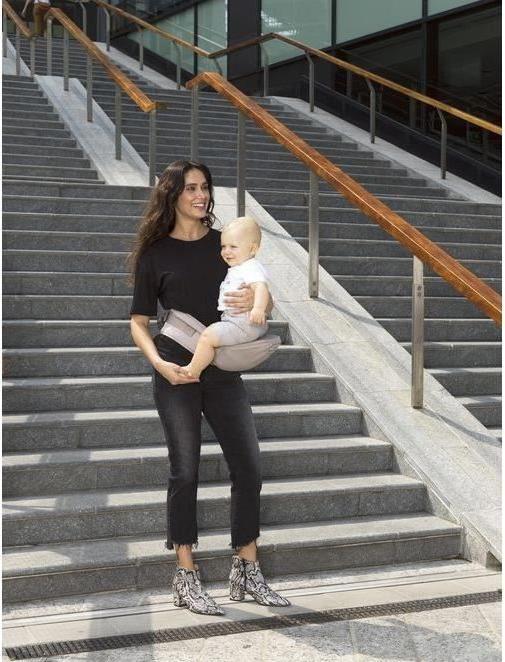 Actual product image Chicco Hip seat