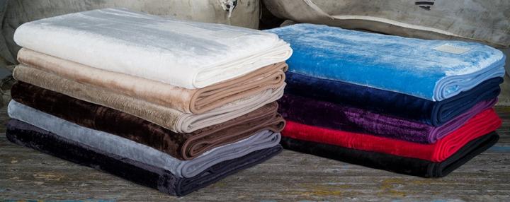 Actual product image Eskimo Cashmina - Sofa blanket (150 x 200 cm)