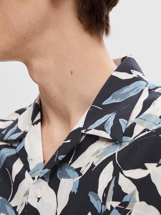 Actual product image Selected Homme Cuban Collar Shirt (M)