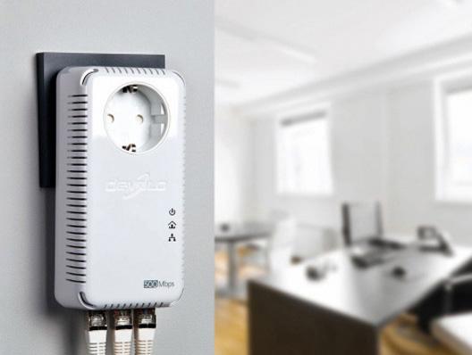 Produktbild Devolo dLAN 500 AVtriple+, Starterkit (500 Mbit/s)