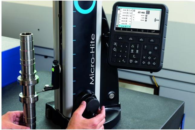 Produktbild Tesa Technology Digitales Höhenmessgerät MICRO-HITE + M mit motorischen Antrieb inklusive Bedienpanel