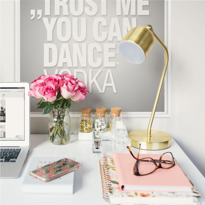 Produktbild Trenddeko Trust me you can dance (70 x 70 cm)