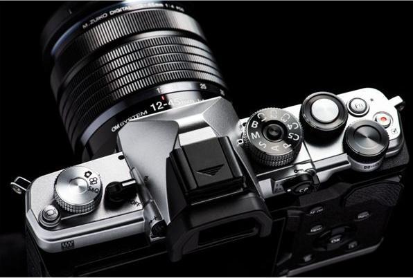 Produktbild OM System OM-3 + ED 12-45mm f/4 Pro (12 - 45 mm, 20.40 Mpx, 4/3)
