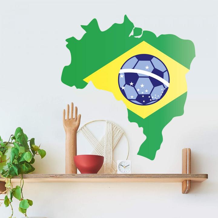Produktbild Trenddeko Brasilien Karte mit Fussball (30 x 33 cm)