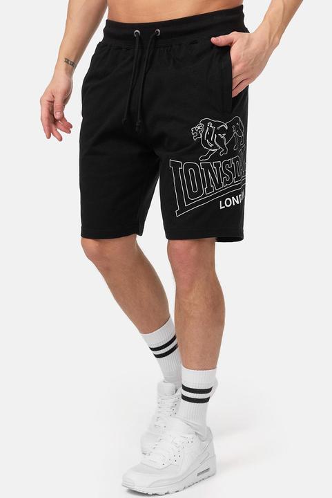 Lonsdale Chilley (L)