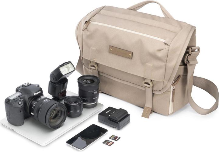 Actual product image Vanguard Veo Range 38 BG (Camera shoulder bag, 17 l)