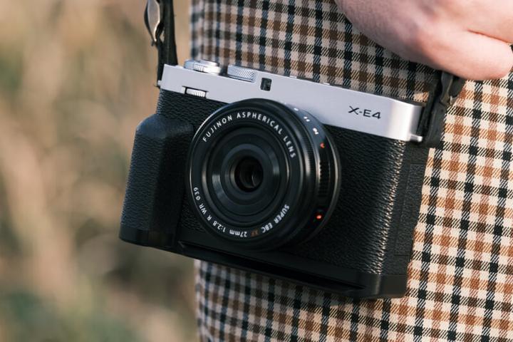Produktbild Fujifilm X-E4 (27 mm, 26.10 Mpx, APS-C / DX)