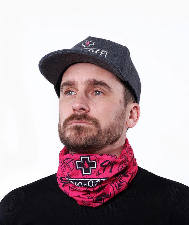 Actual product image Muc-Off Lightweight Neck Gaiter pink