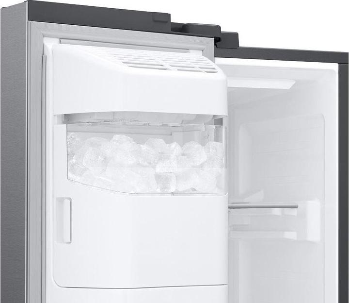 Actual product image Samsung RS8000 Family Hub (614 l)