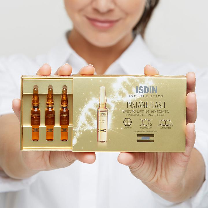 Actual product image Isdin Instant Flash (2 ml)