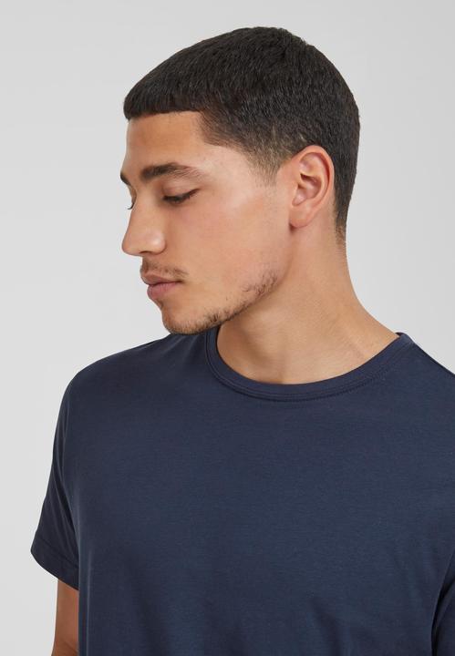Produktbild Urban Classics Shaped Long Tee (S)