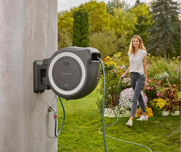 Actual product image Gardena Cordless wall-mounted hose box PowerRoll XL 18V set white 35 m (35 m)