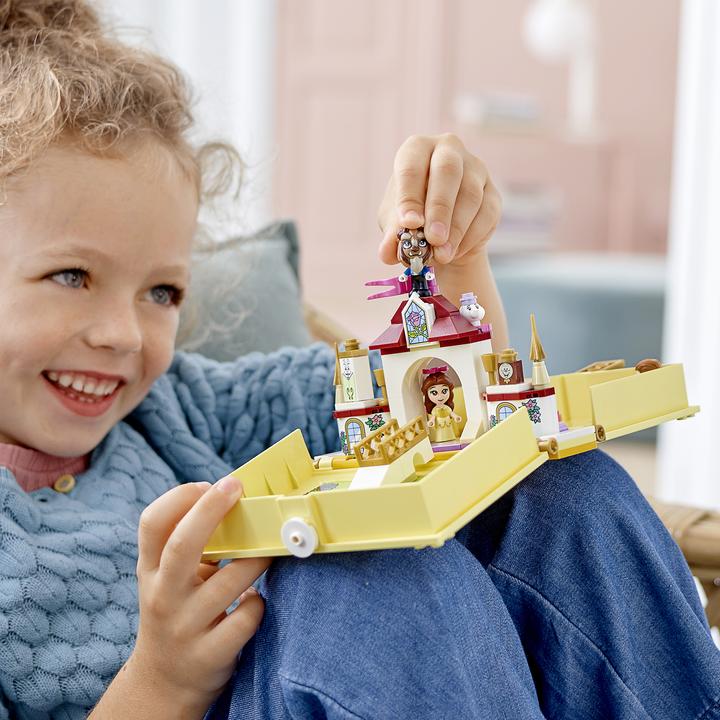 Actual product image LEGO Belles fairy tale book (43177, LEGO Disney)