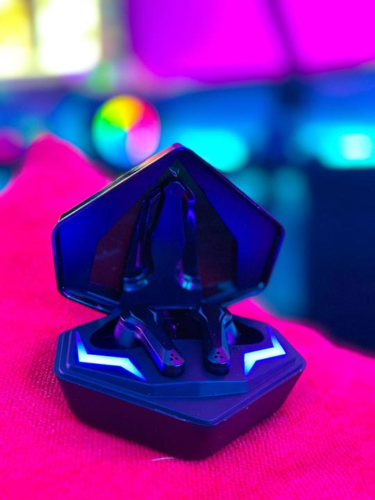 Image du produit Speedlink VIVAS LED Gaming True Wireless In-Ear Headphones noir (Filaire)
