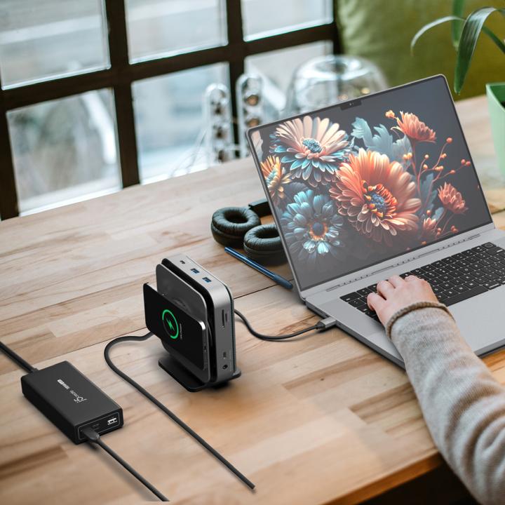 Actual product image j5Create JCD3199 USB-C® Dock Dual 4K HDMI™, Wired, USB 3.2 Gen 2 (3.1 Gen 2) Type-C, 2.0/2.1, 3.5 mm (USB-C, 1 Ports)