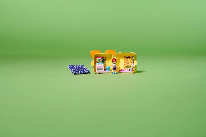 Actual product image LEGO Mia's Pug Cube (41664, LEGO Friends)