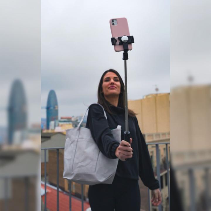 Actual product image KSIX Selfie Pro Tripod Smartphones Remote Control