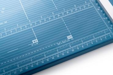Actual product image Kaiser Fototechnik profi cut 1 360 mm DIN A4 cutting machine (A4)