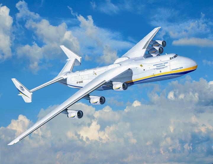 Actual product image Revell Antonov AN-225 Mriya