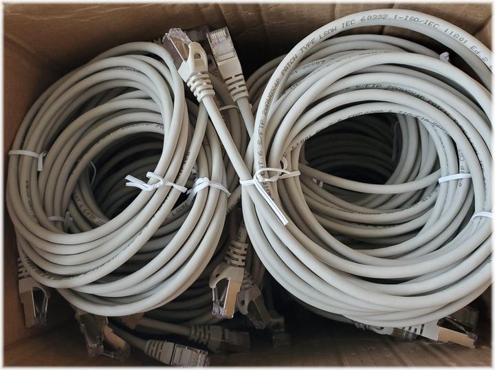 Actual product image equip Patch cable (S/FTP, CAT6, 10 m)