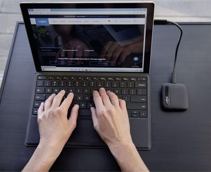 Actual product image Crucial X6 (500 GB)