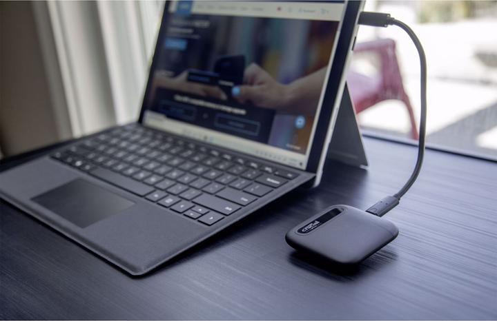 Actual product image Crucial X6 (500 GB)