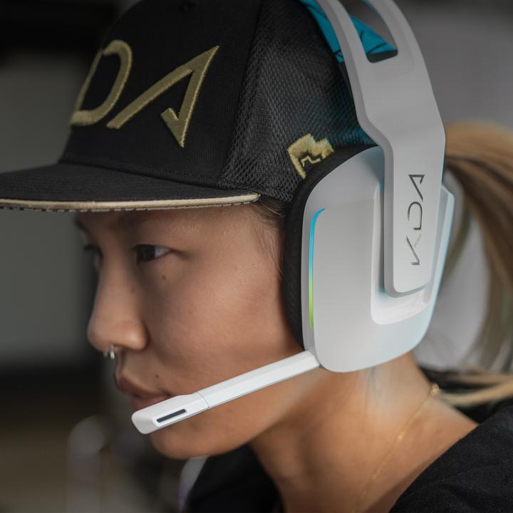 Actual product image Logitech G G733 Lightspeed (Wireless)