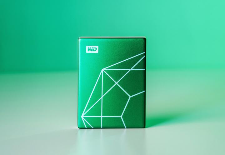 Produktbild WD My Passport Ultra 20th Emerald Anniversary Edition (2 TB)
