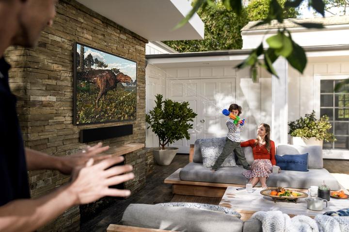 Actual product image Samsung The Terrace GQ55LST7T (55", LST7, QLED, 4K, 2021)
