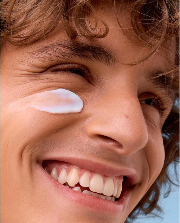 Actual product image NIVEA MEN Sensitive Schützende Feuchtigkeitspflege LSF30 (50 ml, Day cream, SPF 30)