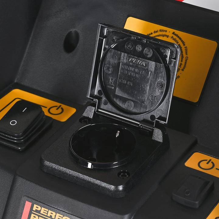 Actual product image DeWalt Dwv901l (Wet dry vacuum cleaner)