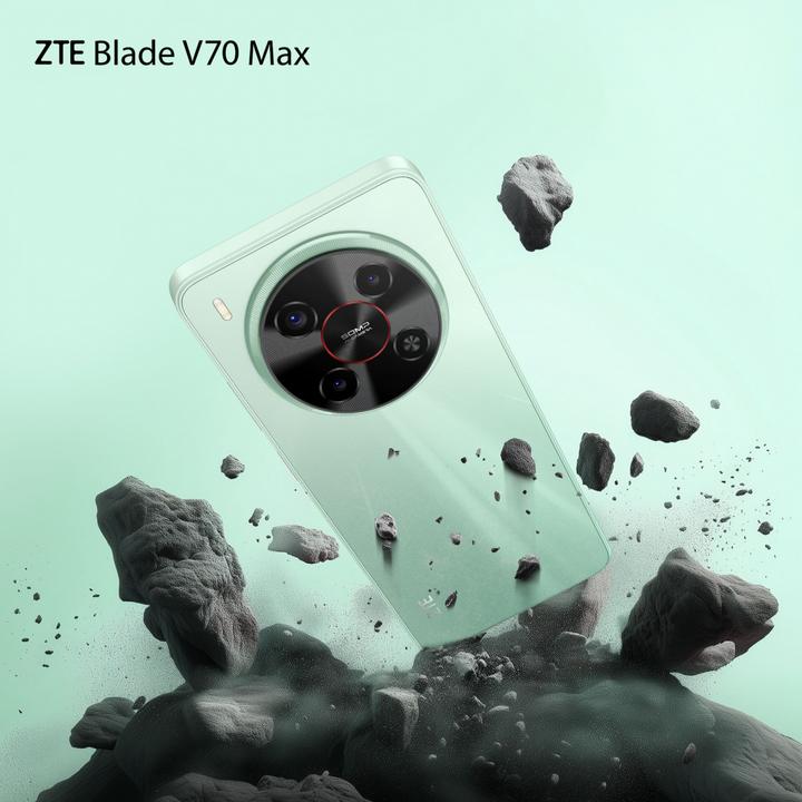 Actual product image ZTE Blade V70 Max 4GB/128GB Lake Green (128 GB, Green, 6.90", Dual SIM, 4G)