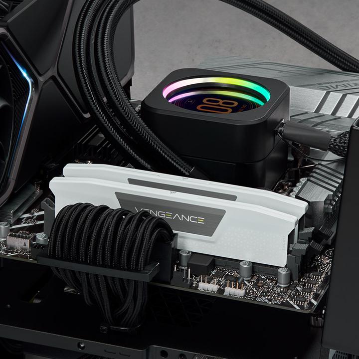 Immagine prodotto Corsair Vendetta (2 x 16GB, 5600 MHz, RAM DDR5, DIMM)