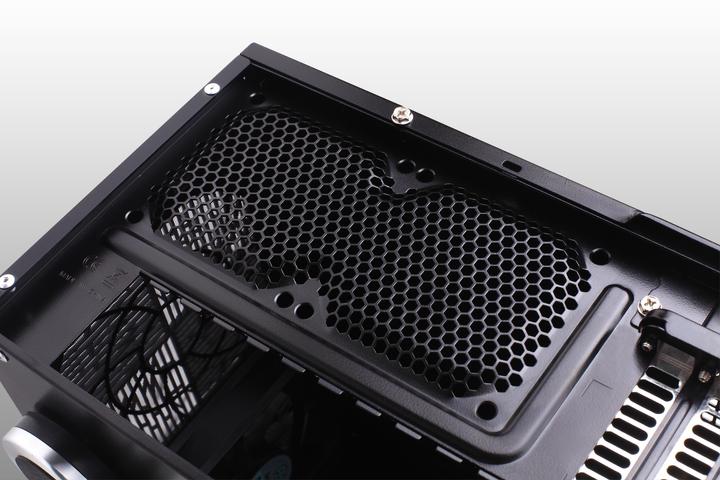 Actual product image Silverstone GD08 (mATX, ATX, SSI CEB, SSI EEB)