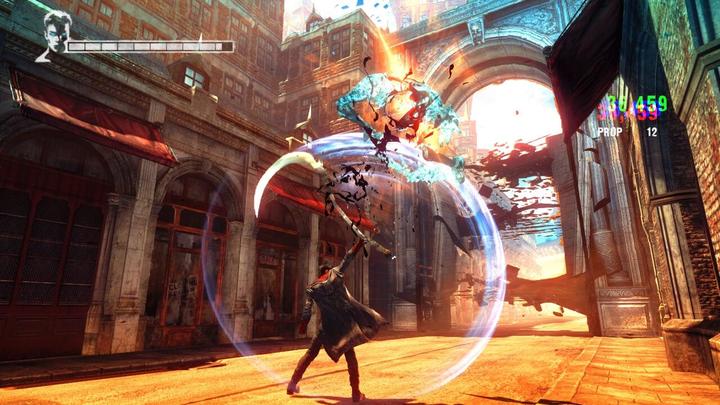 Actual product image Capcom DmC - Devil May Cry: Definitive Edition (PS4)