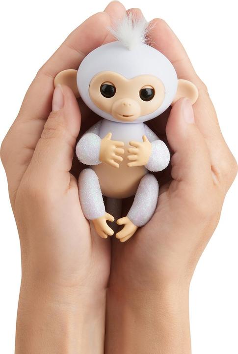 Actual product image WowWee Fingerlings glitter monkey Sugar white
