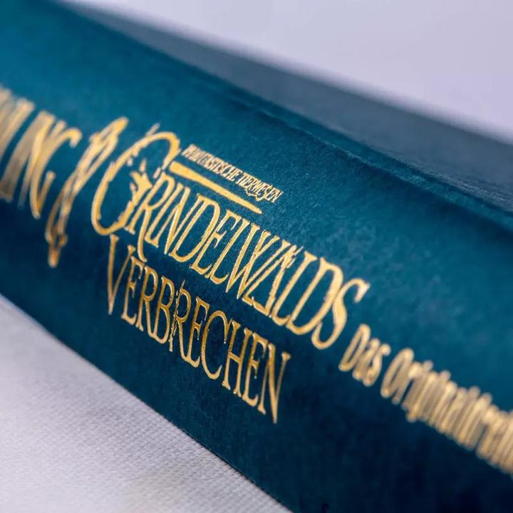 Produktbild Phantastische Tierwesen: Grindelwalds Verbrechen (Das Originaldrehbuch) (Deutsch, J.K. Rowling, 2018)