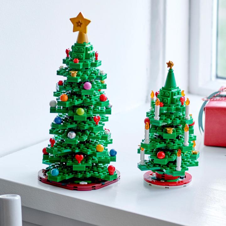 Produktbild LEGO Seasonal Weihnachtsbaum (40573, LEGO Seltene Sets, LEGO Iconic)