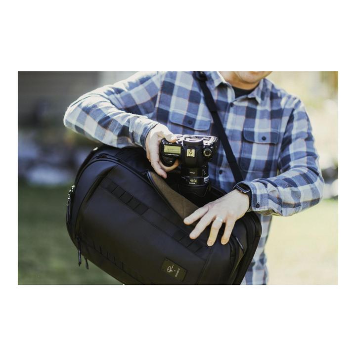 Produktbild Gomatic Peter McKinnon Camera Pack Travel (Fotorucksack, 35 l)