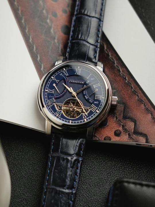 Actual product image Thomas Earnshaw ES-8169-02 Longcase Double Retrograde Automatic (Analogue wristwatch, 43 mm)