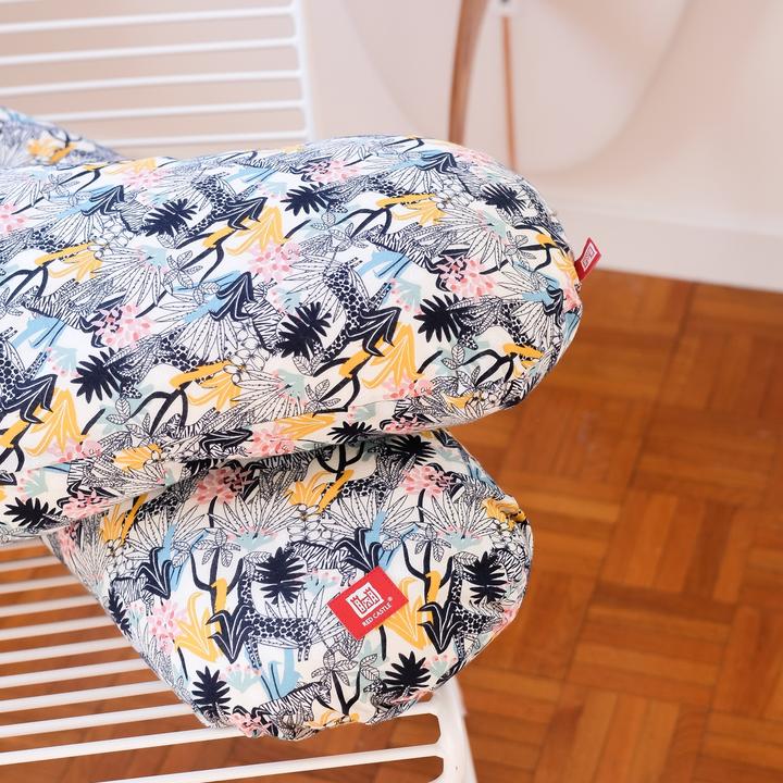 Actual product image Red Castle Nursing Pillow Big Flopsy Jersey Jungle (170 cm)