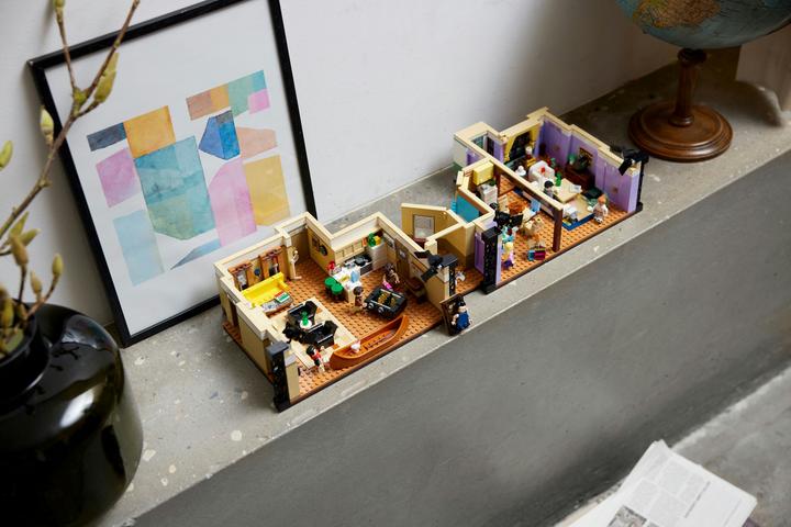Produktbild LEGO Friends Apartments (10292, LEGO Friends, LEGO Seltene Sets)