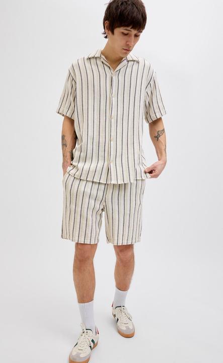 Actual product image Jack & Jones Relaxed Fit Relaxed Fit Shorts Relaxed Fit Shorts (L)