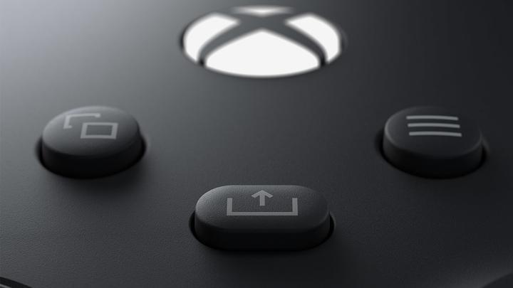 Actual product image Microsoft Xbox WLC M Black fo EN/FR/DE/IT/PL/PT/RU (Xbox Series X, Xbox One S, Android, PC, Xbox Series S, iOS)